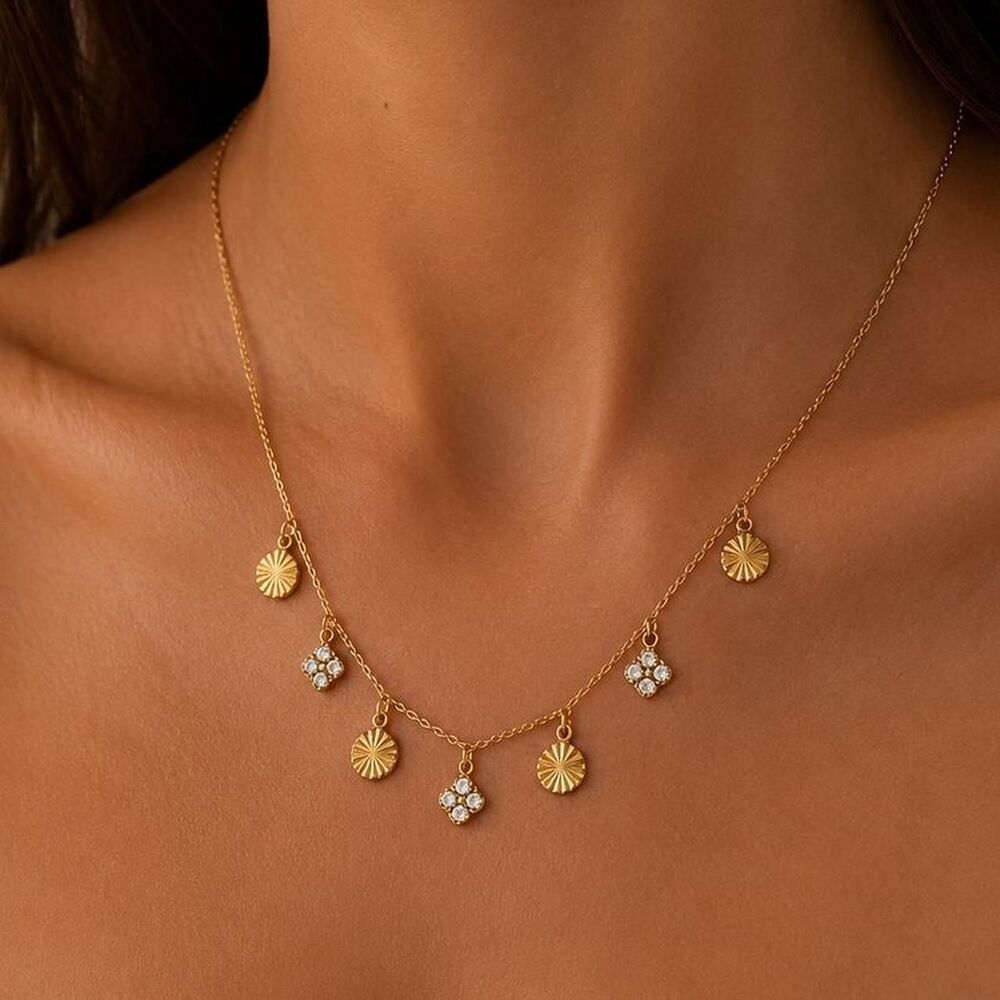 Diamond flower necklace D102